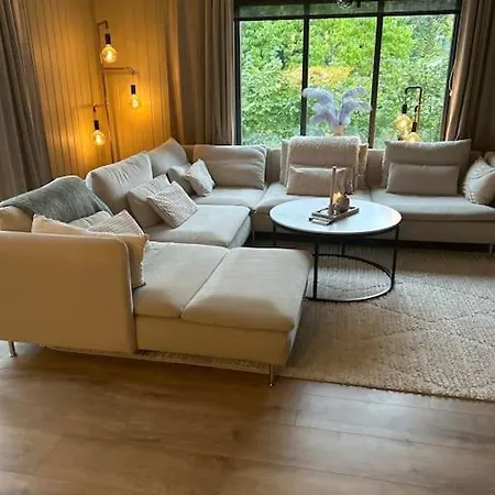 ヴィラ Koselig Hus サンネフヨル